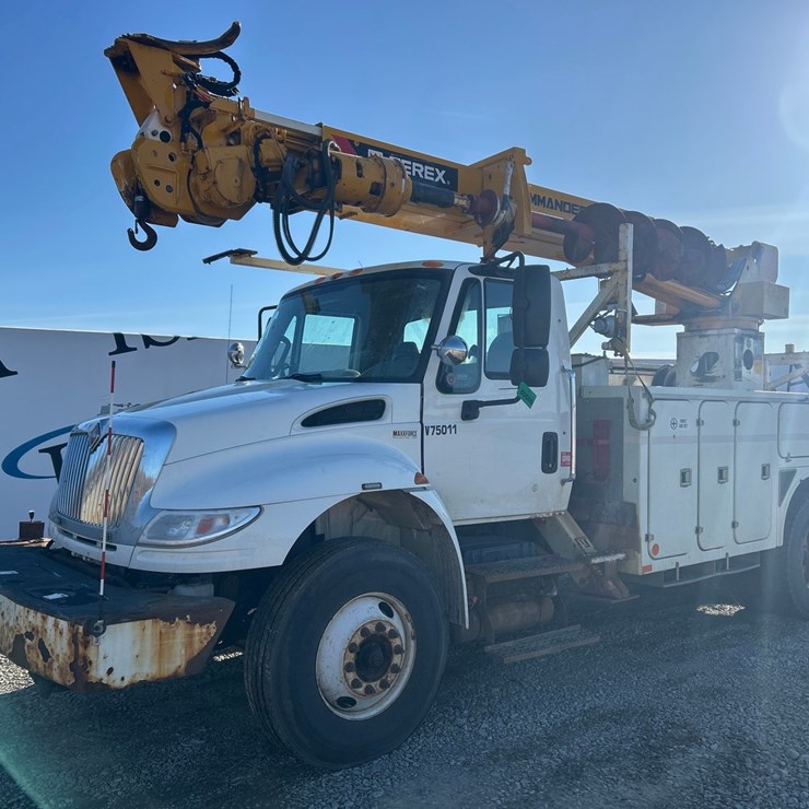 2014 INTERNATIONAL 4400 SBA