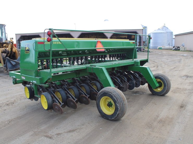 john-deere-750-image-16