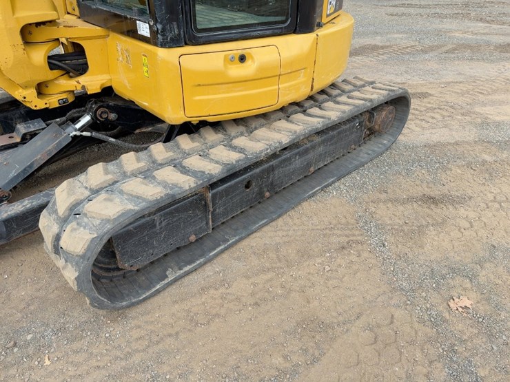 2017-caterpillar-305e2-cr-image-24