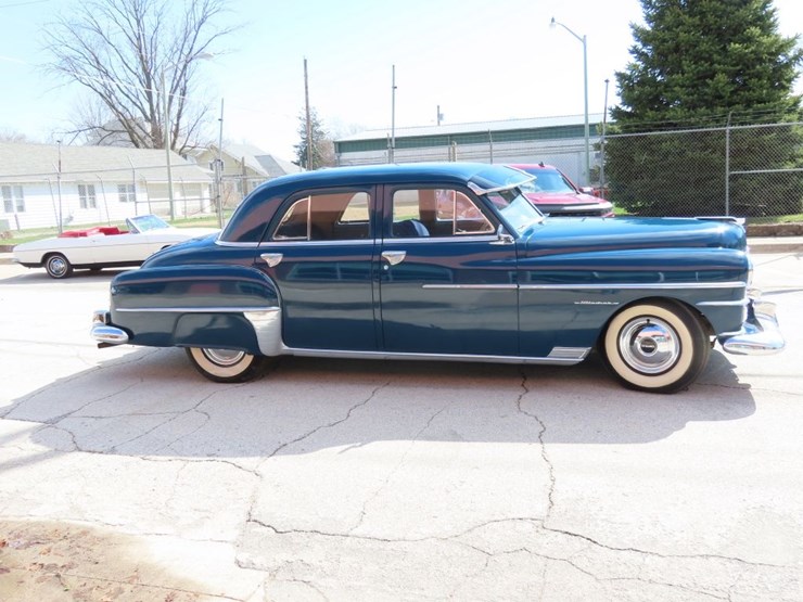 1950-chrysler-windsor-4dr-sedan-image-4