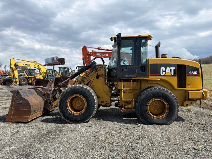 caterpillar-924g-image-1