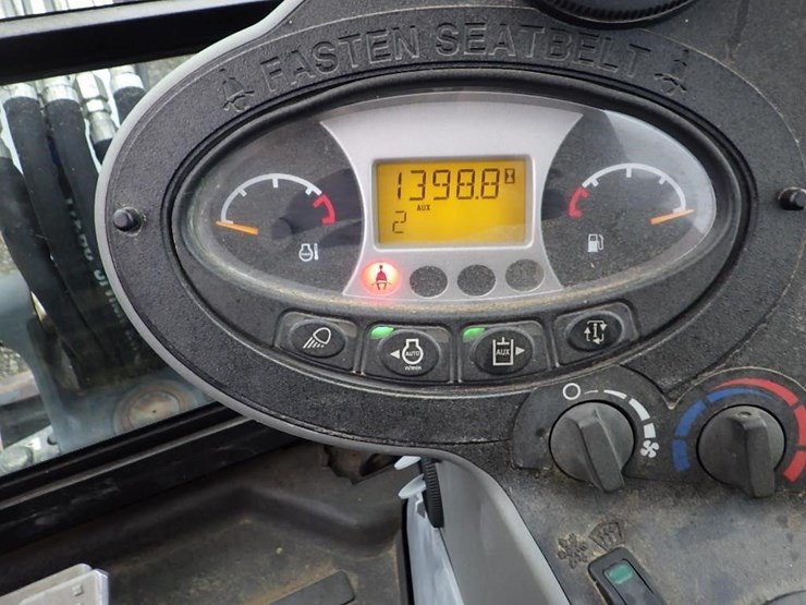 2020-bobcat-e26-image-44