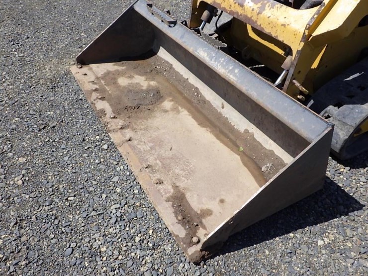 caterpillar-239d-image-13