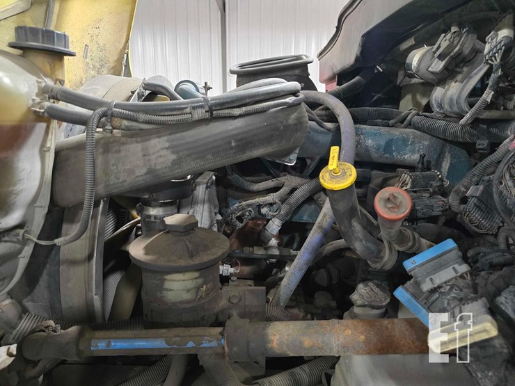 2007-international-durastar-4300-image-19