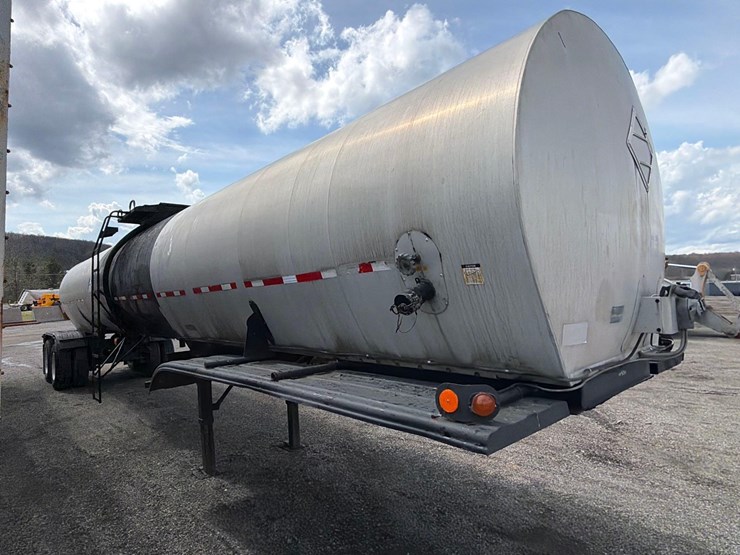 1989-fruehauf-tanker-image-2