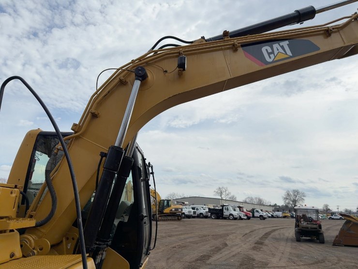 2008-caterpillar-312cl-image-11