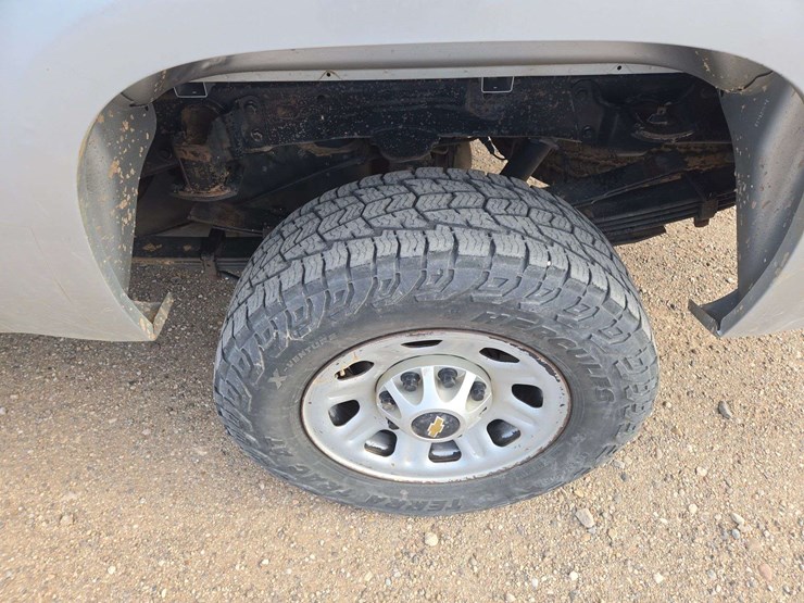 2013-chevrolet-silverado-3500hd-image-7