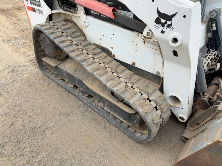 2016-bobcat-t650-image-12