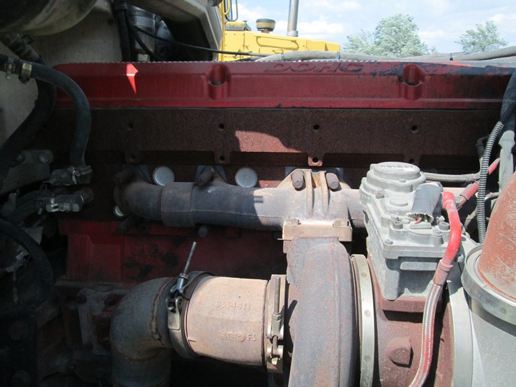 2008-peterbilt-389-image-21