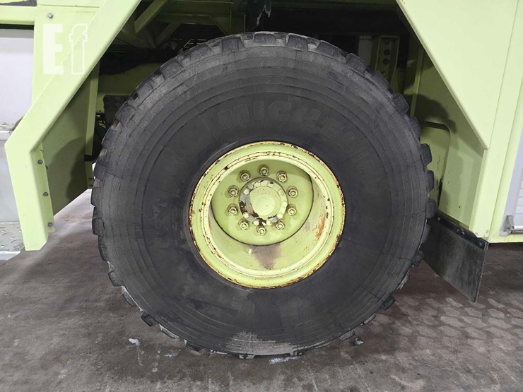 1996-oshkosh-t1500-image-33