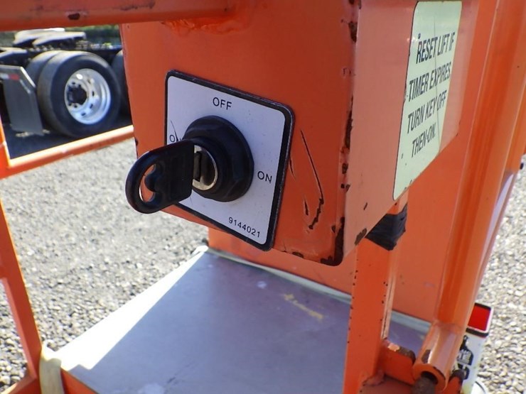 2015-ballymore-ps-140h-man-lift-image-15