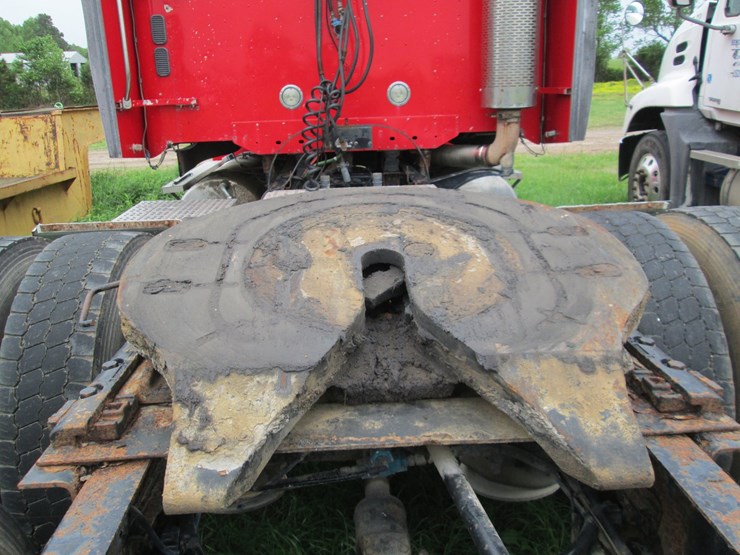 #46169-•-2007-freightliner-columbia-t/a-sleeper-truck-tractor-1fuja6cy07lx38975-image-11