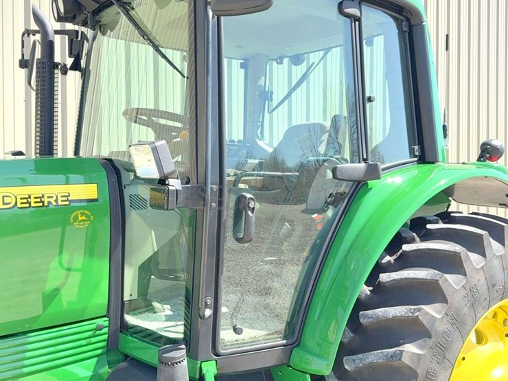 2004-john-deere-7320-image-94