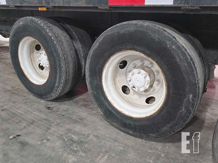 2008-volvo-vnm64200-image-23