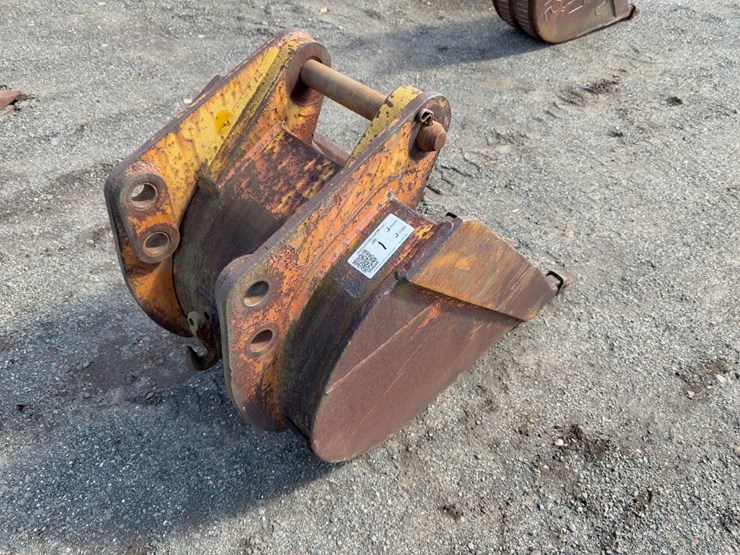 john-deere-310-image-4