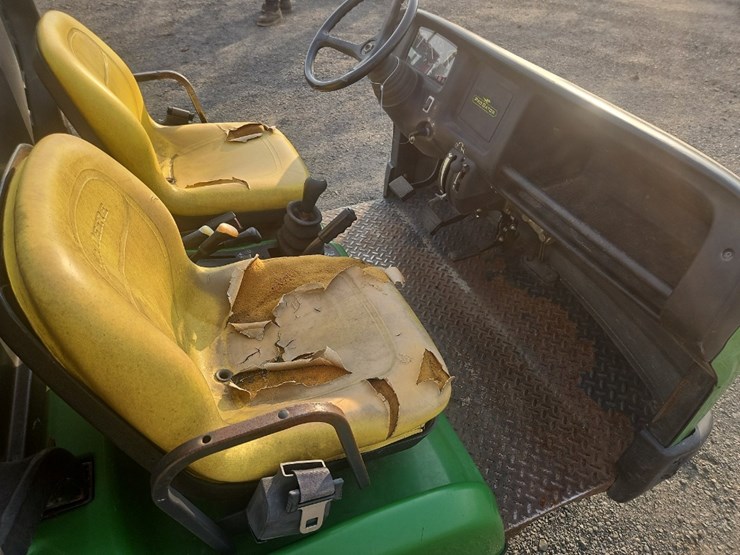 john-deere-progator-2030-image-15