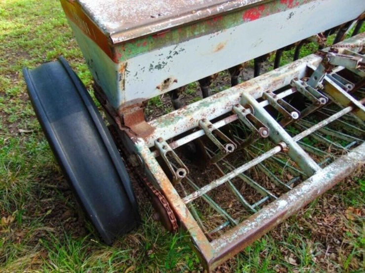 oliver-double-drill-with-hitch-image-11