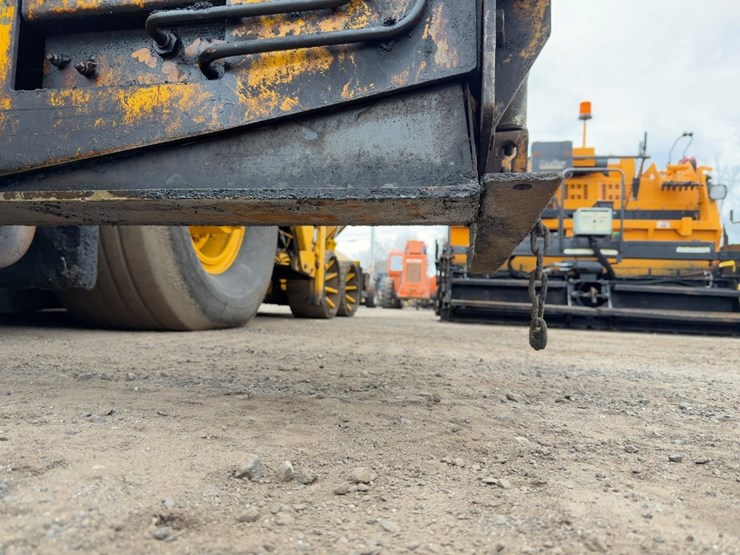 2000-blaw-knox-pf2181-image-22