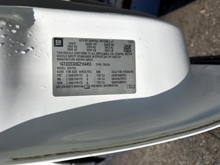 2012-gmc-sierra-3500-image-24