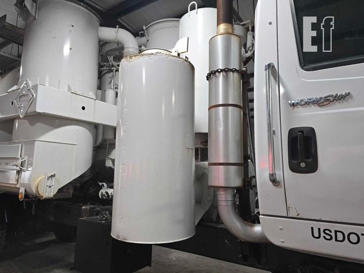 2012-international-workstar-7600-image-28