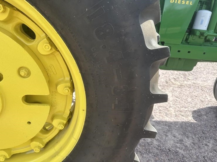 john-deere-4320-image-7