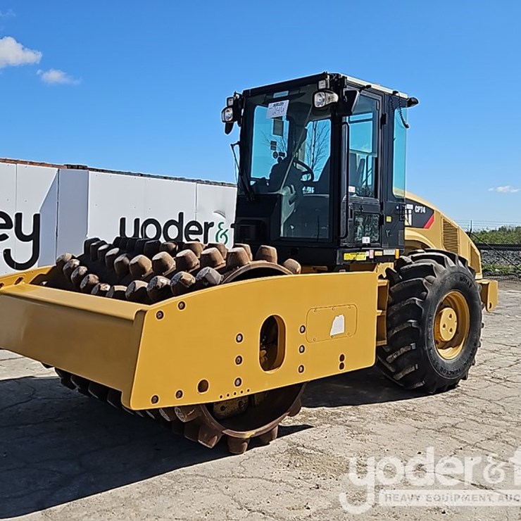 2011 CATERPILLAR CP74