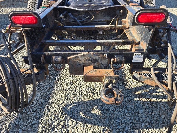 2017-massey-ferguson-8-image-35