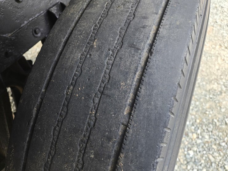 1991-peterbilt-357-image-93