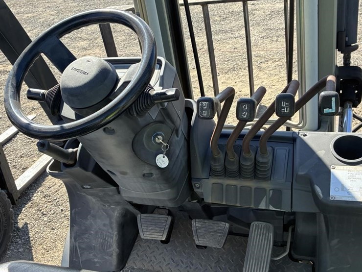 2007-nissan-mplf2025lv-forklift-image-10