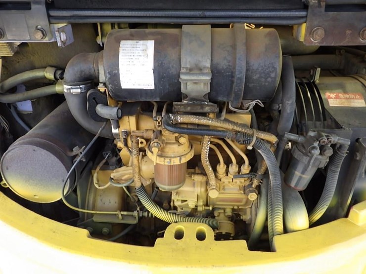 komatsu-pc28uu-2-image-9