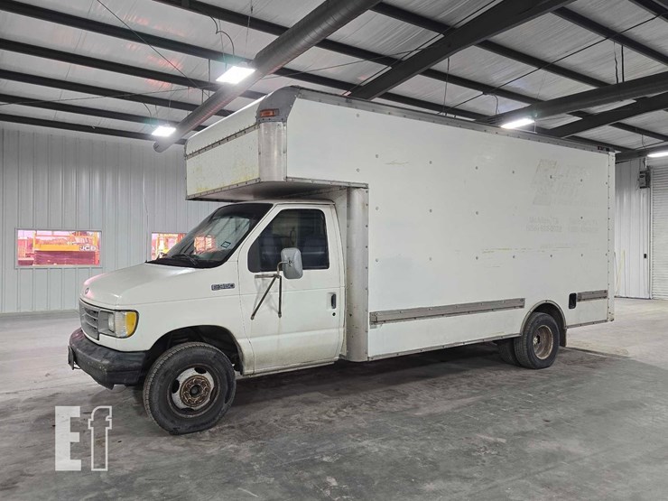 1994-ford-e350-image-1