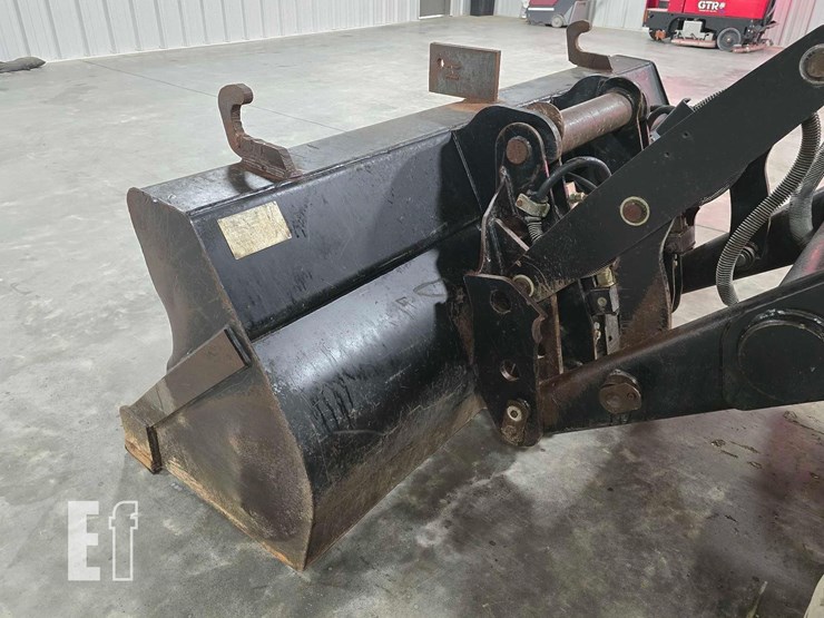 2003-caterpillar-420d-it-image-12