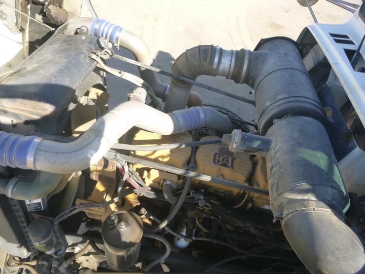 2002-caterpillar-c12-image-12