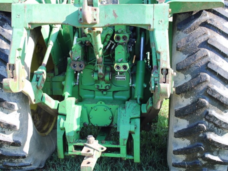 john-deere-8440-image-9