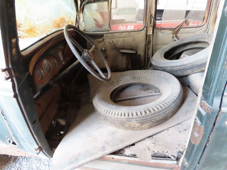 1934-chevrolet-4dr-sedan-image-6