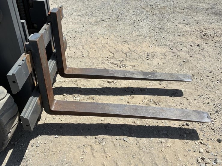 komatsu-fg25-8-image-6