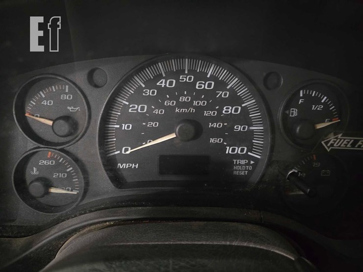 2005-gmc-savana-g3500-image-11