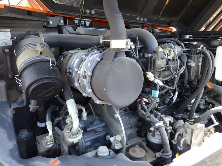 2023-develon-dx85r-3-hydraulic-excavator-image-10