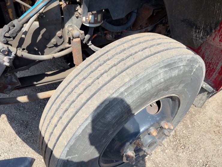 2007-ford-f750-xl-image-9