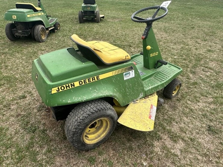 john-deere-s82-image-3