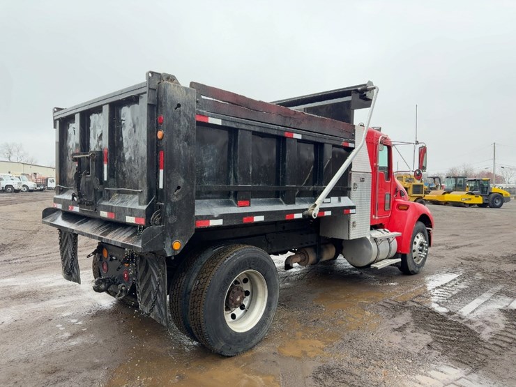 2005-kenworth-t300-image-5