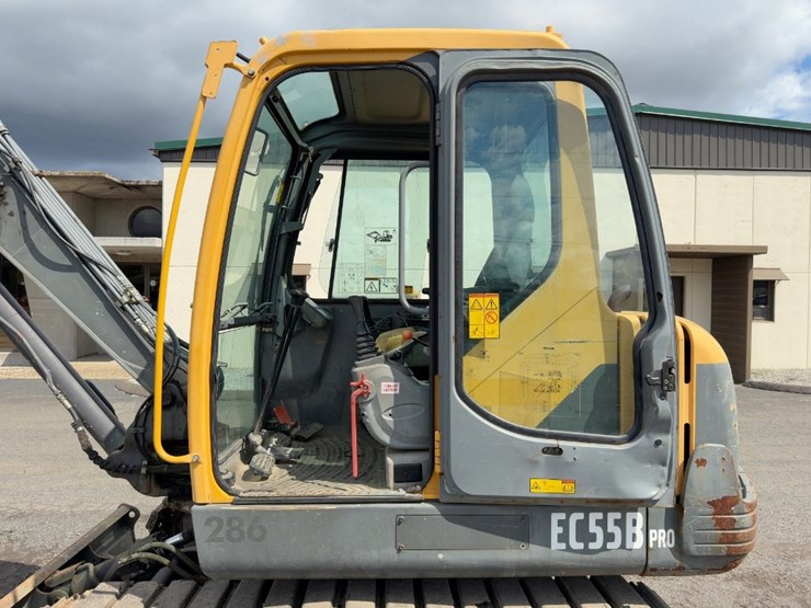 2008-volvo-ec55b-image-34