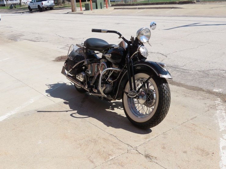 1948-harley-davidson-motorcycle-image-1