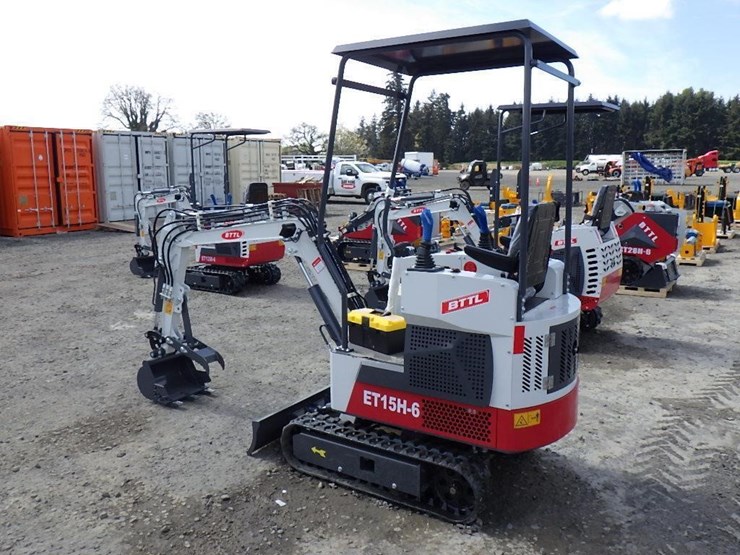 2026-bttl-et15h-6-hydraulic-excavator-image-2