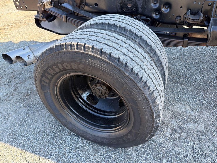 2016-ford-f350-image-9