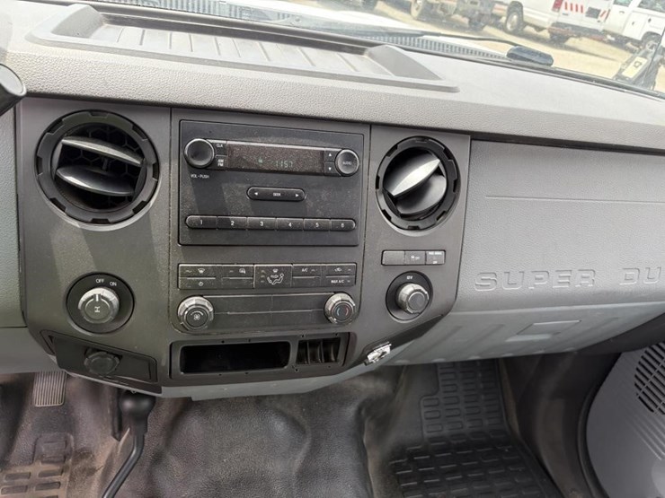 2011-ford-f250-image-19