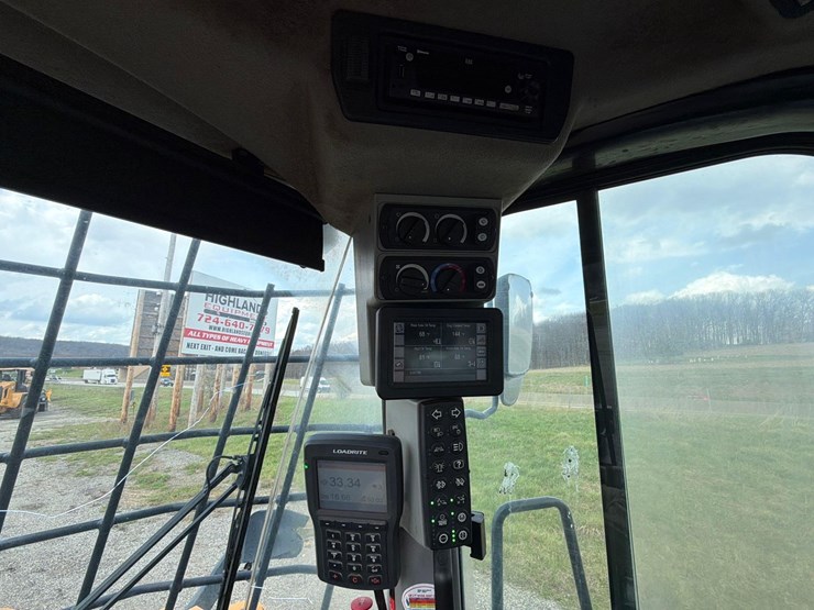 2021-caterpillar-966m-image-19