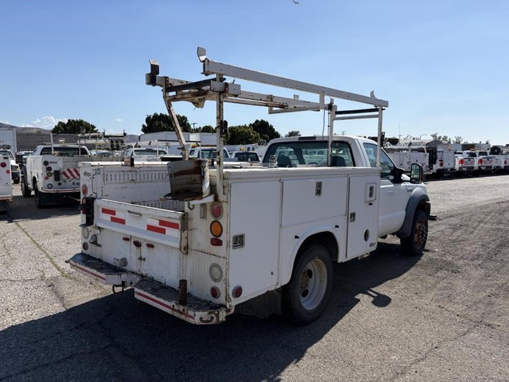 2006-ford-f450-image-3