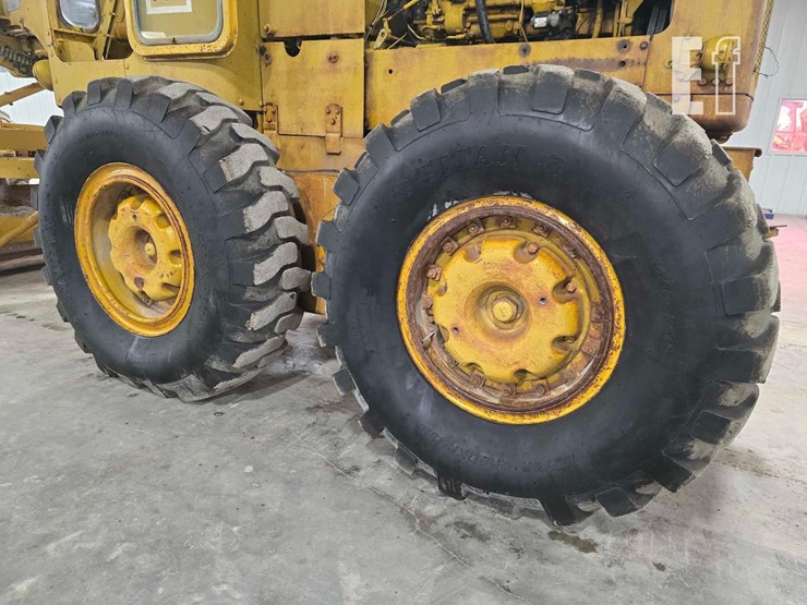 caterpillar-14e-image-30