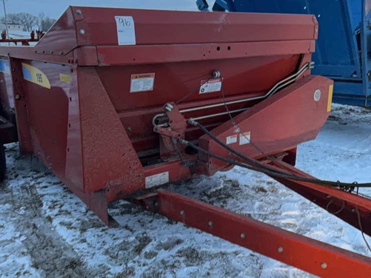 new-holland-195-image-57